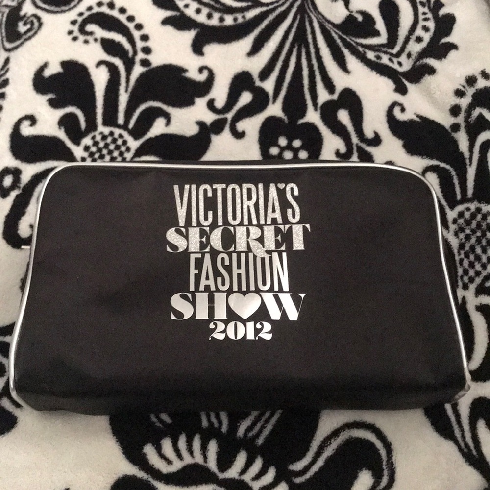 VS Fashion Show Makeup Bag
